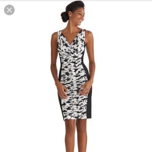 NEW WHBM Instantly Slimming Dress Floral Size 4